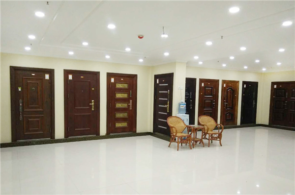 在你的城市找到极致的安全：金大门业经销商优秀门店建设解读 (图6)